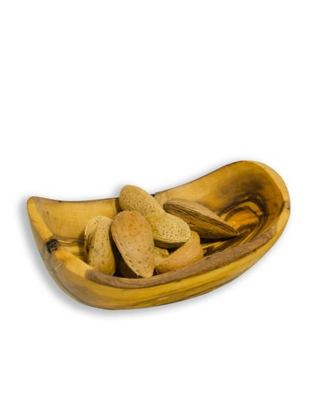 Cuenco oval madera de olivo con almendras
