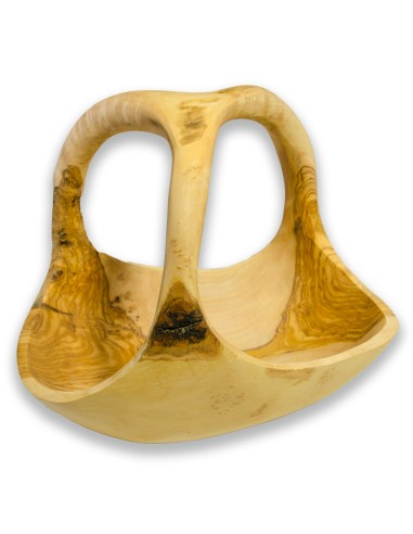 Cesta con 3 asas realizada en madera...